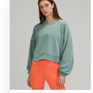 Soft stream perfectly oversized cropped crew